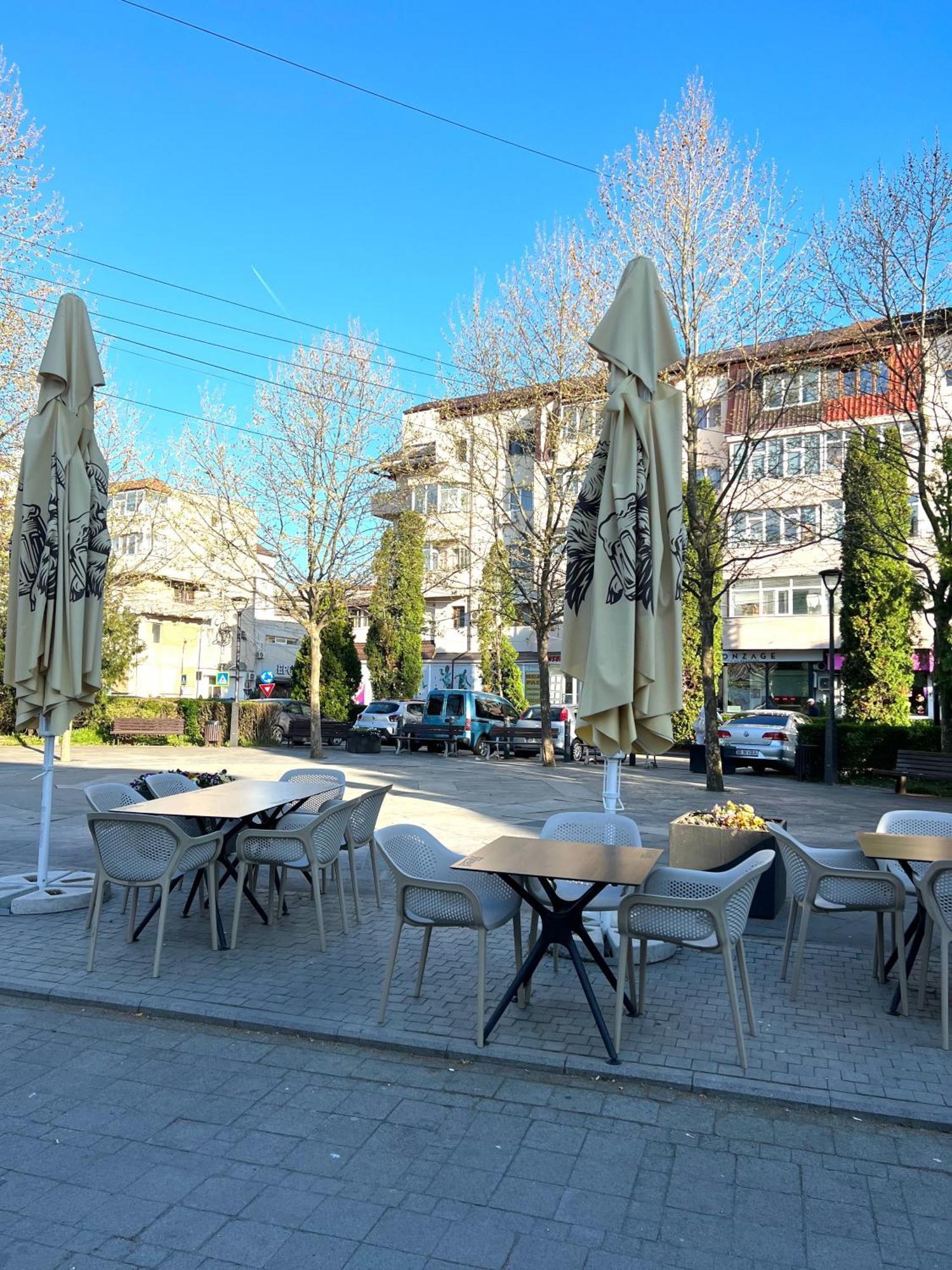 Old Town View- Ultracentral Apartment Targoviste Exterior photo